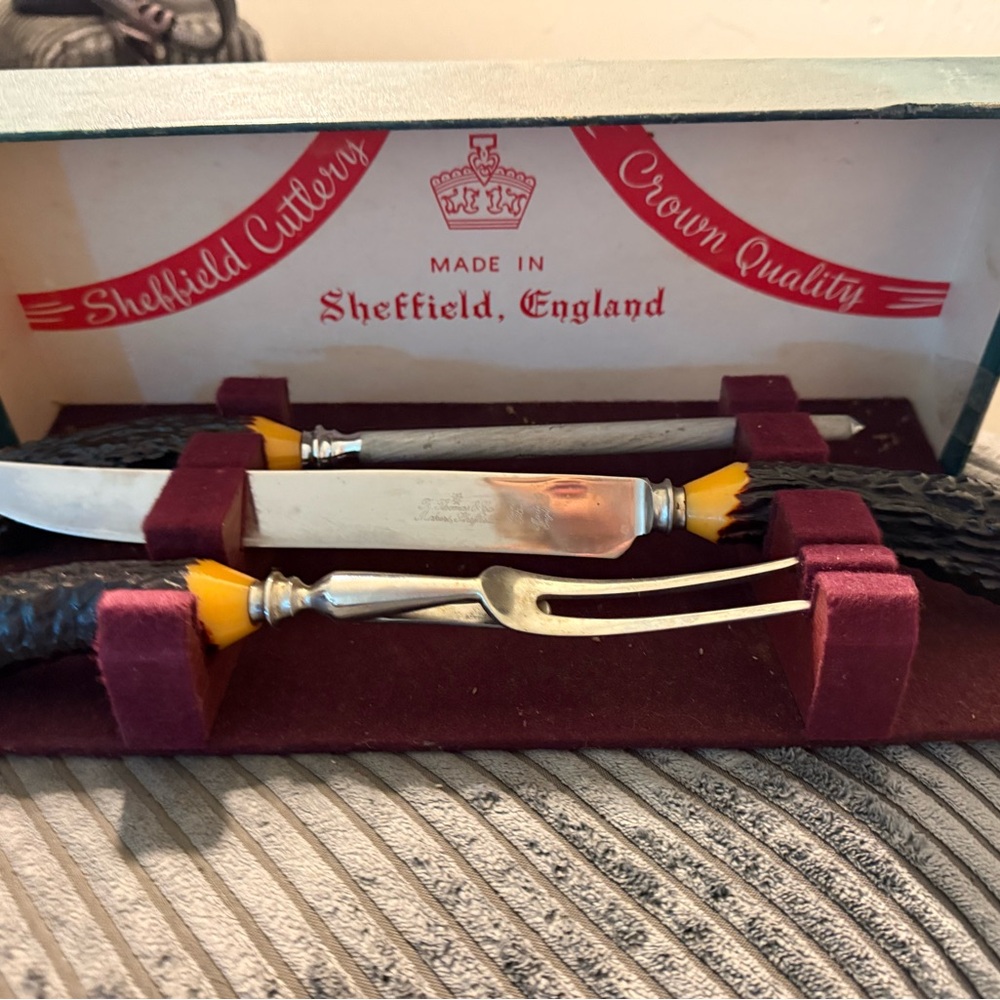 Mid 20th century Sheffield Cutlery Crown Quality carving set